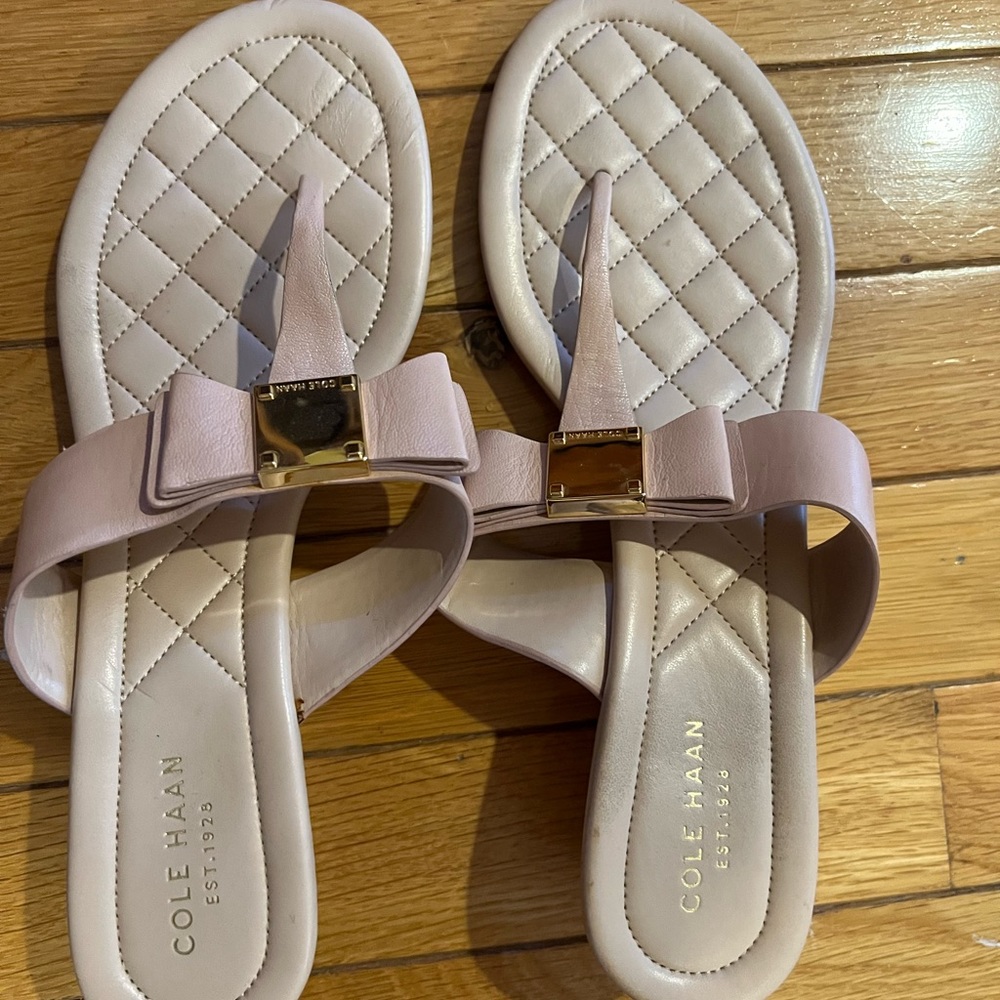 Kate spade nude wedge heel sandals with bow